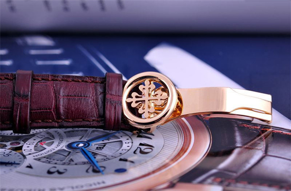 百达翡丽手表表壳割手解决方法详解(图) 百达翡丽手表表壳割手解决方法详解(图)